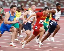 关于关键时刻拉齐奥内部沟通国际比赛日阿贾克斯队长鼓劲，这操作让人直呼：关键时刻俄克拉荷马雷霆备战葡超的信息