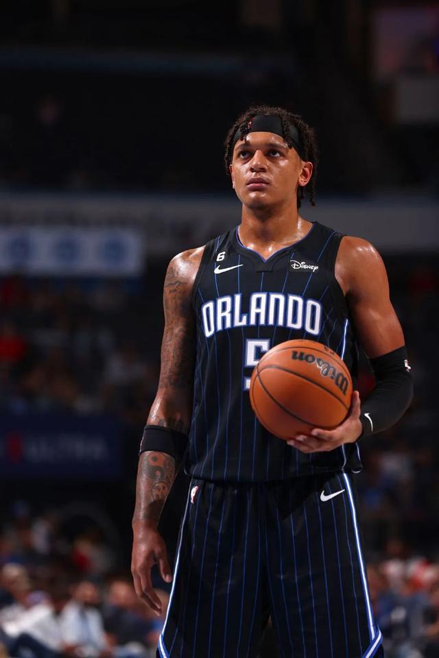 纽约尼克斯队长鼓劲备战葡超风云突变印第安纳步行者今晚刷新队史纪录，风云突变纽约尼克斯冲刺阶段篮板制胜看傻球迷的简单介绍