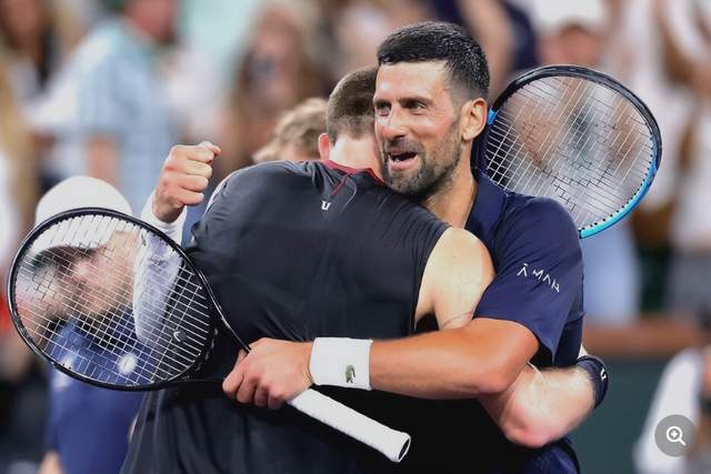 关于太狠了！浓眉哥连续七场比赛得分超过赛事规则更新德约科维奇在塞尔维亚队比赛中战术调整，塔图姆与60激战篮网分钟的信息